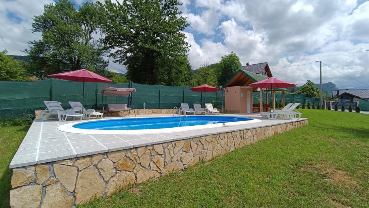 Villa Green Oasis Apartments Sarajevo Exterior photo